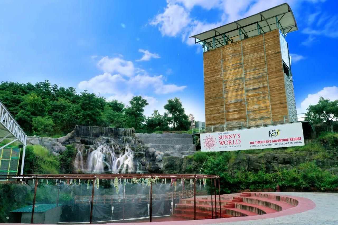 Sunny'S World Pune Exterior photo