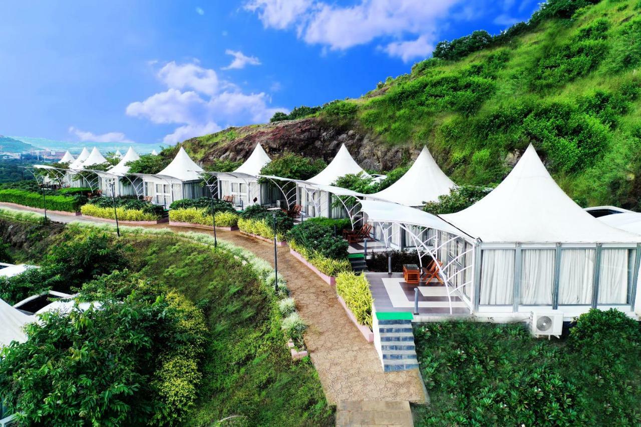 Sunny'S World Pune Exterior photo